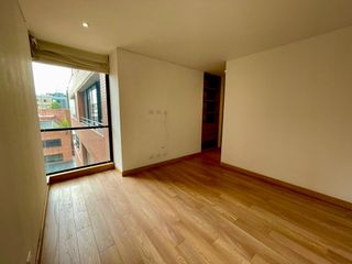 Foto 7 de VENTA APARTAMENTO DISEÑO ALVARO GIRALDO CON BUENA ILUMINACIÓN