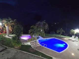 VENDO CASA CAMPESTRE LAGO CALIMA