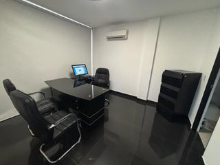 Foto 4 de SE VENDE OFICINA EN EL CENTRO DE GIRARDOT.
