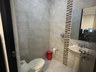 Foto 10 de SE VENDE OFICINA EN EL CENTRO DE GIRARDOT.