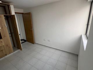 Foto 14 de Apartamento de 155 Mt2 - Oportunidad en Cabecera