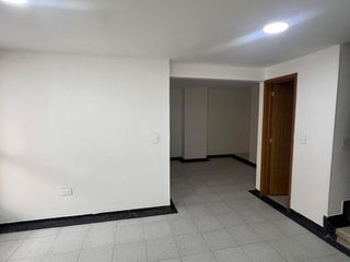 Foto 22 de Apartamento de 155 Mt2 - Oportunidad en Cabecera
