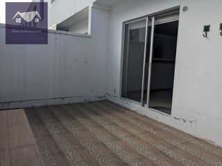 Venta linda casa 3 dormitorios, ubicada dentro de Conjunto Privado con piscina, Sector el Arenal, Tumbaco