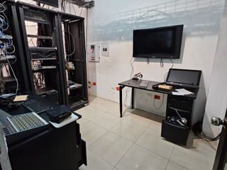 VENTA DE EDIFICIO OFICINAS BELLAVISTA AVE.BARCELONA