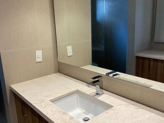 SE ARRIENDA MODERNO DEPTO EN EDIFICIO EXCLUSIVO CUMBAYA (Sector Santa Lucía Alta)