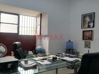 Foto 2 de Vendo Terreno ( Casona) En Pleno Centro Cívico De Trujillo 551.26 M2 ,Excelente Ubicación!!!