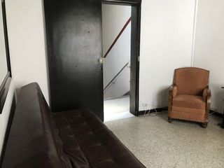 Foto 16 de Venta de Hostal y Locales Comerciales Laureles