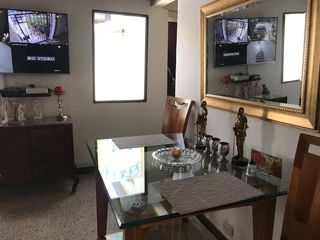 Foto 31 de Venta de Hostal y Locales Comerciales Laureles