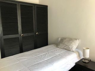 Foto 21 de Venta de Hostal y Locales Comerciales Laureles