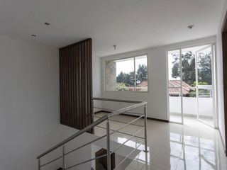 Foto 16 de Venta de casa en Conocoto.