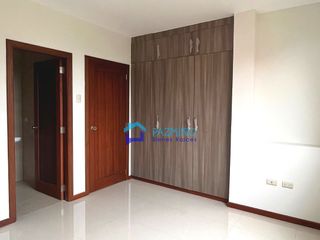 Foto 8 de Casa de Venta en Urbanización Palma Dorada, Machala