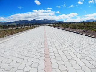 Foto 7 de OPORTUNIDAD, LA PRADERA, vendo terreno de 800m2, todos los servicios, hermosas áreas comunales