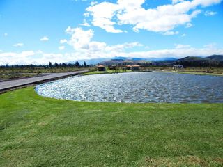 Foto 4 de OPORTUNIDAD, LA PRADERA, vendo terreno de 800m2, todos los servicios, hermosas áreas comunales