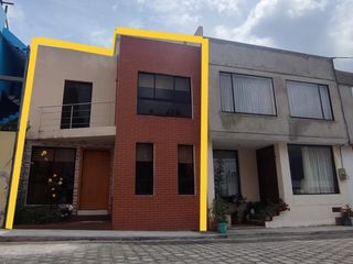 Foto 1 de Casa de venta en Quitumbe