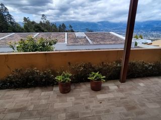 Casa de Venta en Rancho San Francisco, Nayon, Quito Ecuador.