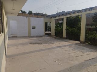 Foto 10 de Ventanilla Alquiler Casa con Areas Verdes Internas Para Vivienda y Negocio.