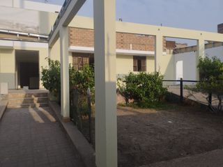 Foto 32 de Ventanilla Alquiler Casa con Areas Verdes Internas Para Vivienda y Negocio.