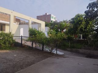 Foto 33 de Ventanilla Alquiler Casa con Areas Verdes Internas Para Vivienda y Negocio.