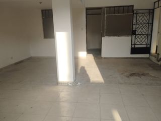 Foto 27 de Ventanilla Alquiler Casa con Areas Verdes Internas Para Vivienda y Negocio.