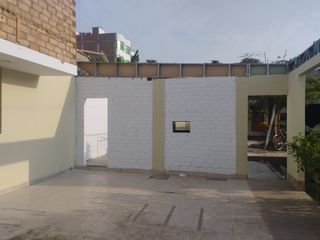 Foto 34 de Ventanilla Alquiler Casa con Areas Verdes Internas Para Vivienda y Negocio.