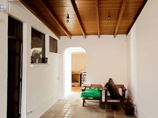 VENTA CASA EXCLUSIVA PRIMAVERA 2 CON 278 m²