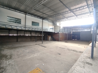 Foto 2 de Venta Casa Comercial, Ciudad de Dios, Yura