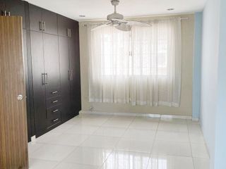 Foto 3 de Venta de Casa Alborada Décima Etapa - con linda remodelación cerca a la Rotonda y City Mall