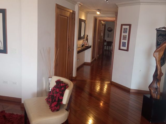 Hermoso Departamento en Venta 3D Sector. Quito Tenis
