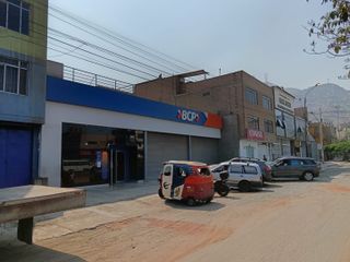 Departamento en venta en Avenida Chimpu Ocllo - Tercer Piso -  Zonif CZ
