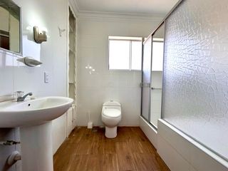 Foto 10 de Casa amplia en alquiler Av. Conde de Nieva