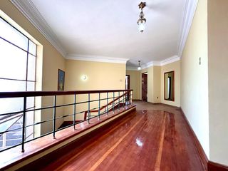 Foto 12 de Casa amplia en alquiler Av. Conde de Nieva