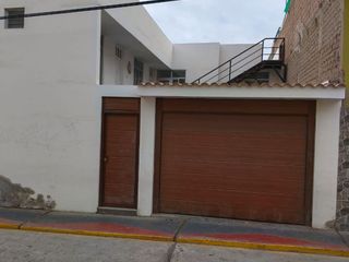 VENTA DE AMPLIA Y HERMOSA CASA EN ILO, CERCA A PLAZA DE ARMAS