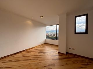 Penthouse central en venta en Loja