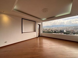 Penthouse central en venta en Loja