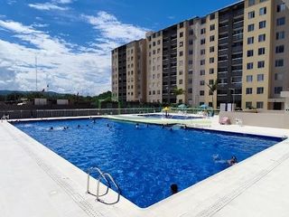 Se arrienda hermoso apartamento en conjunto. Piso 7