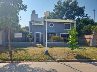 Foto 2 de En venta: Duplex céntrico en Romang