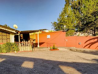 Foto 1 de HOSTERIA en venta, 10.000m2 de terreno y 968m2 construidos, piscina, 20 parqueos