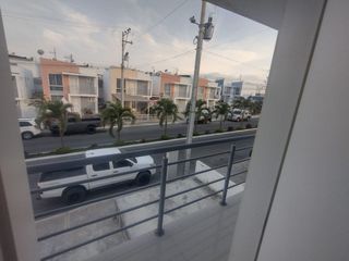 Foto 11 de Casa de venta en manta zona norte