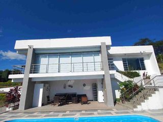 Foto 1 de Casa de Venta en Valle de Yunguilla sector Atalaya, Azuay, Ecuador