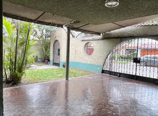 Casa en Venta en San Borja - Mehr