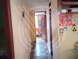 Foto 8 de OCASIÓN: CASA DE TRES PISOS EN SAN MARTIN DE PORRAS