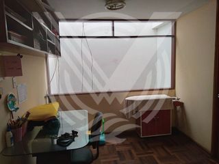 Foto 9 de OCASIÓN: CASA DE TRES PISOS EN SAN MARTIN DE PORRAS
