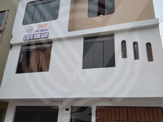 Foto 1 de OCASIÓN: CASA DE TRES PISOS EN SAN MARTIN DE PORRAS