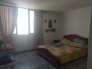 VENTA APTO PISO 23- TORRE ARISTI-EXCELENTE VISTA.