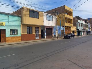 Remato Casa Como Terreno en Zona Comercial - Trujillo La Libertad