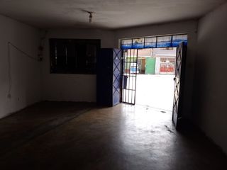 Se Alquila Local En Esquina De 60 M2