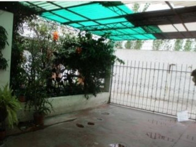 VENDO CASA DE 266.05M2 EN CALLE TAHUAYCANI – SACHACA; CERCA A AVENIDAS PRINCIPALES.