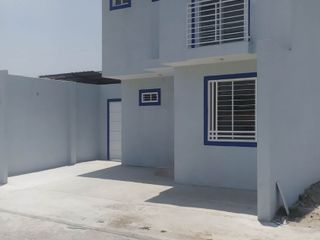 Casa de Venta en Mi Lote, Norte de Guayaquil