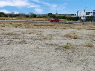 Foto 10 de terreno de venta en Montecristi zona Golf Club