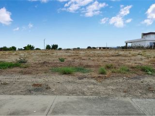 Foto 2 de terreno de venta en Montecristi zona Golf Club